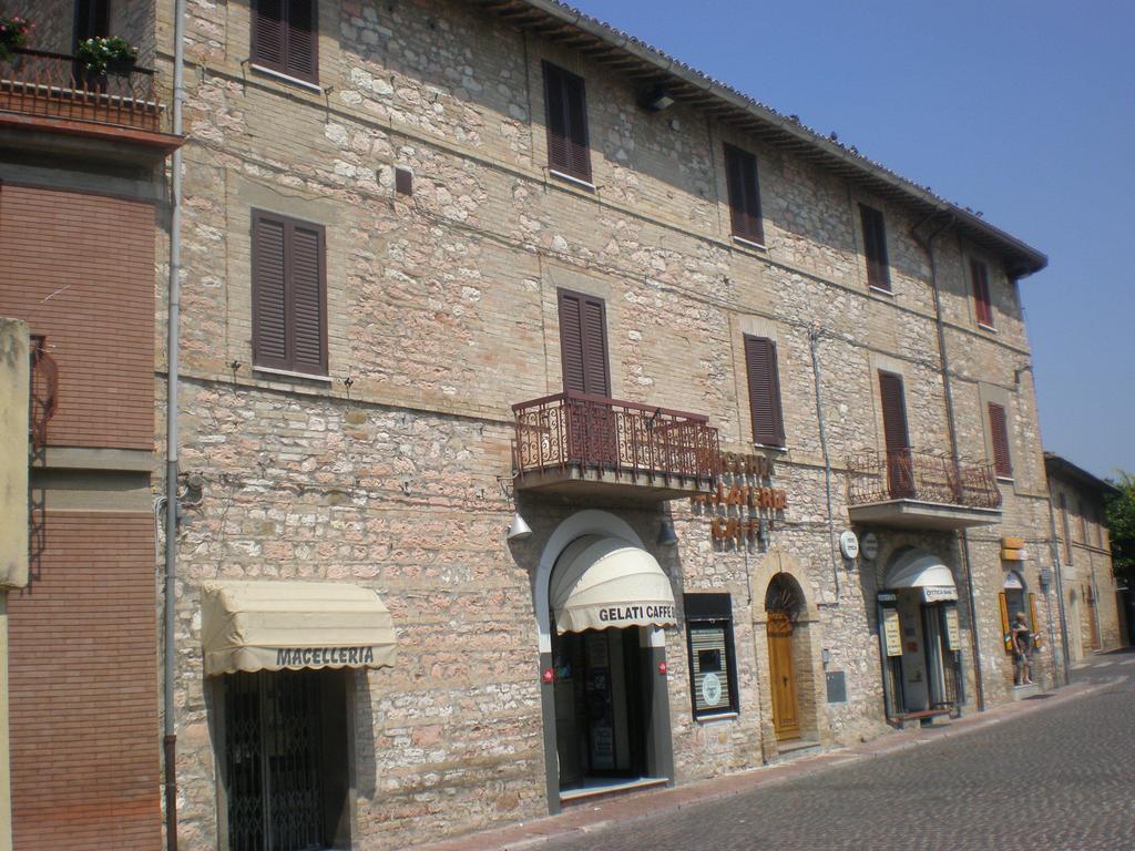 Piazza Degli Angeli Hotel Assisi Exterior photo