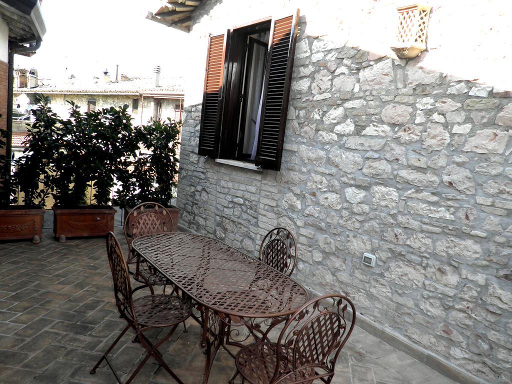 Piazza Degli Angeli Hotel Assisi Exterior photo